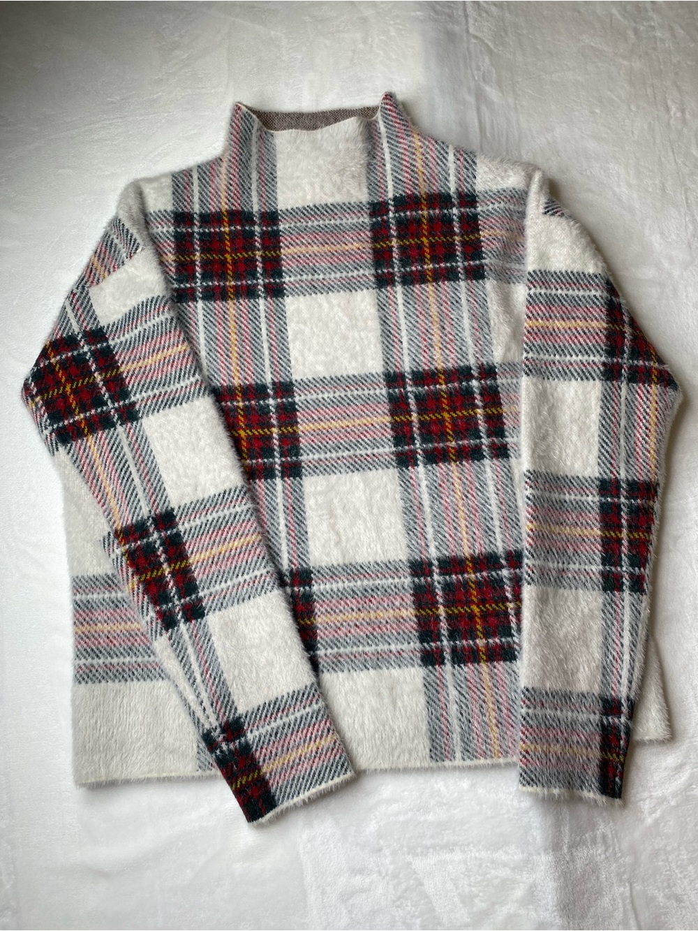 Tahari Cream Plaid Crewneck Sweater with Red & Black Green Accents Size L